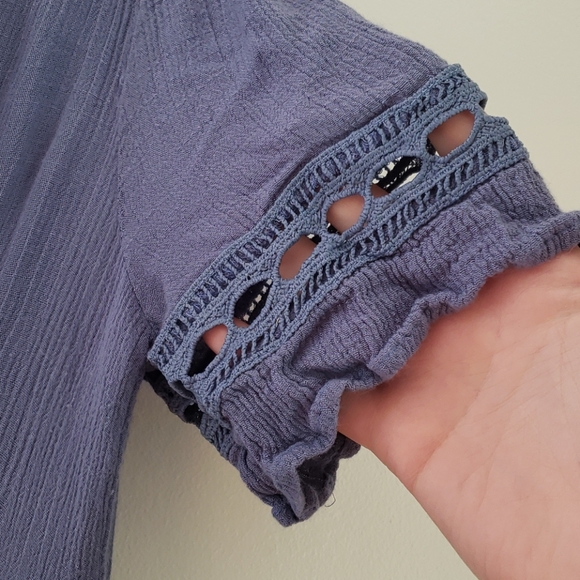 Wild Blue Top - Picture 2 of 7